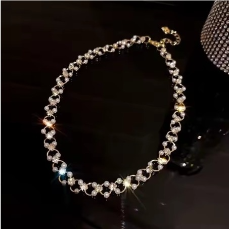Luxury Crystal Pearl Chain Necklace
